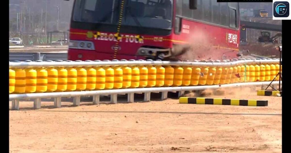 Guard Rail
