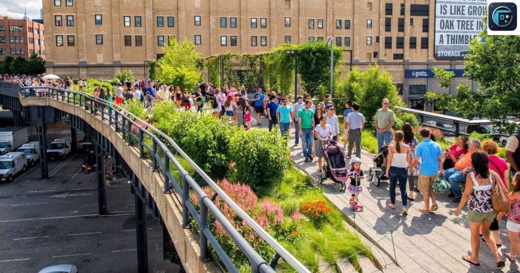  17 Round Trips Along the High Line in New York City
