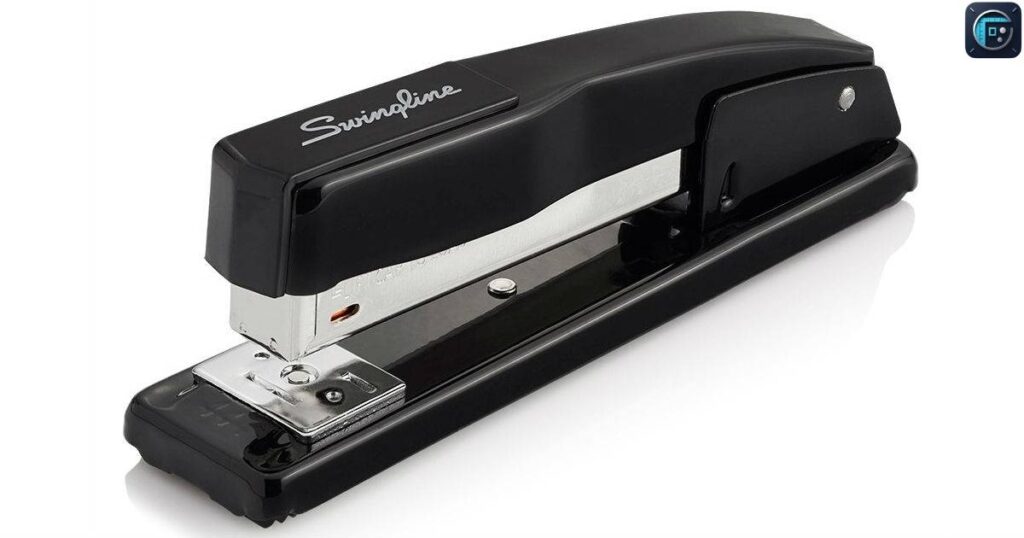 Staple
