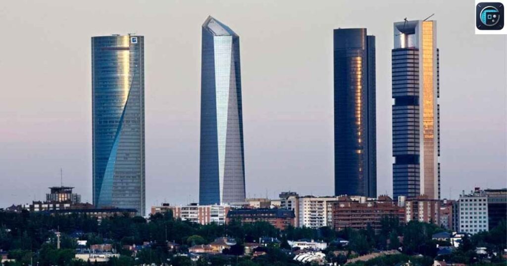 Torre Picasso
