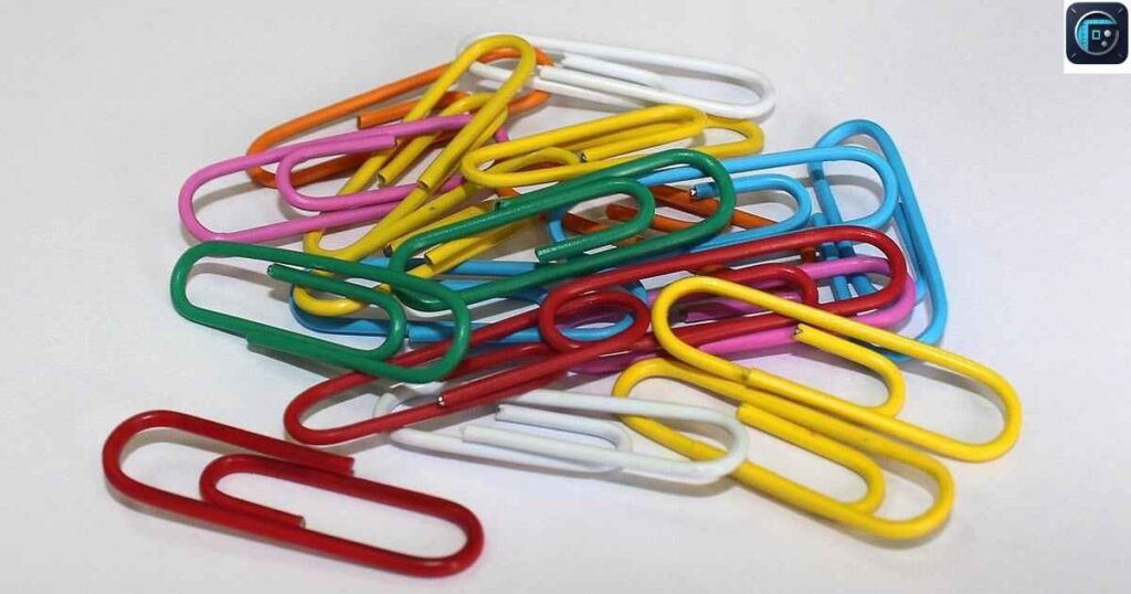 Jumbo Paperclip