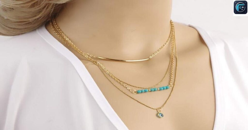 Necklace
