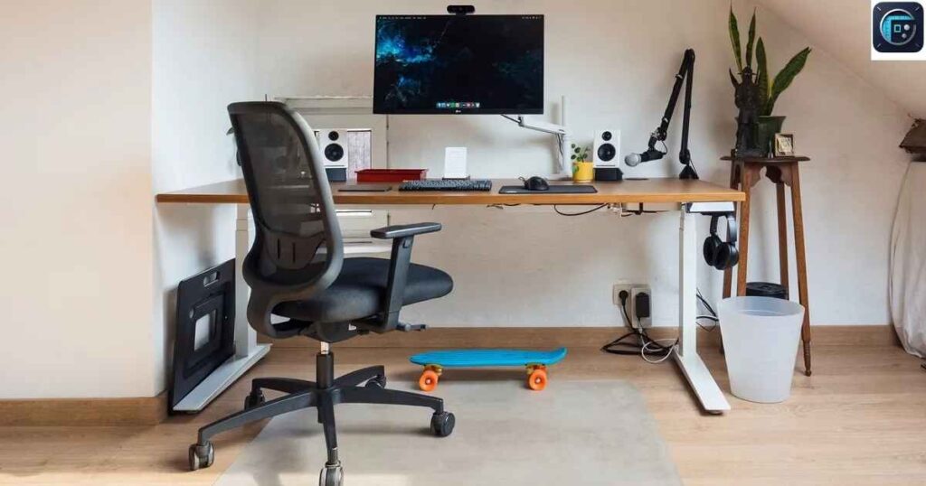 Office Desk with Chair 
