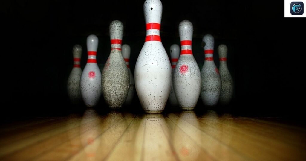 4 Bowling Pins